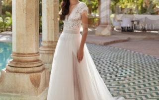 svatebni-saty-studio-agnes-praha-8N36_ANYA_ADRIANA_ALIER_3